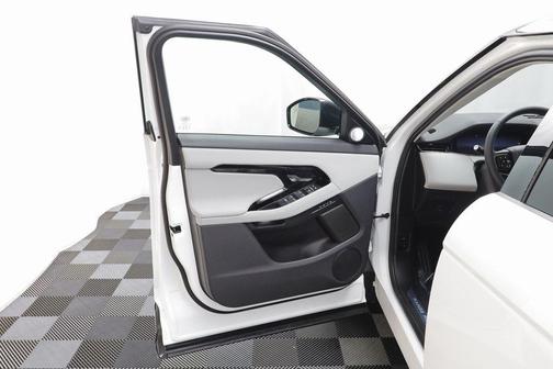 2024 Land Rover Range Rover Evoque Dynamic SE