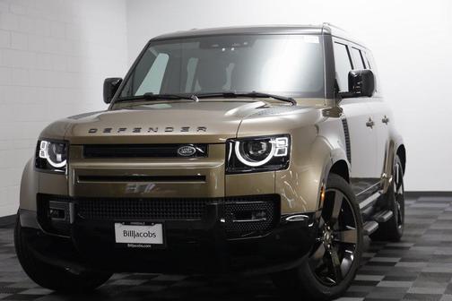 2025 Land Rover Defender 110 P400 X-Dynamic SE