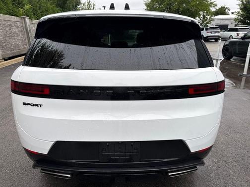 White 2024 Land Rover Range Rover Sport SE