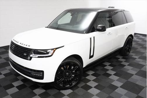 2025 Land Rover Range Rover P530 SE 7 Seat