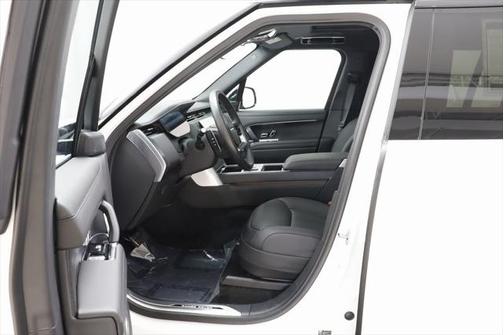 2025 Land Rover Range Rover P530 SE 7 Seat