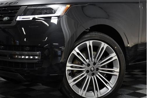 2025 Land Rover Range Rover Autobiography