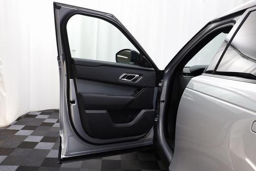 2025 Land Rover Range Rover Velar P250 S