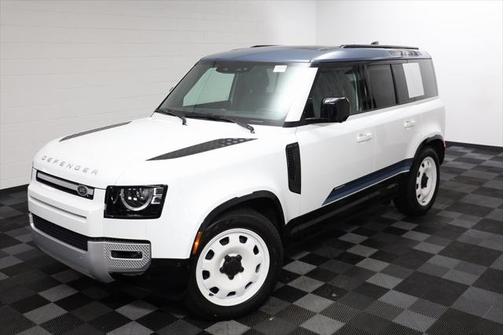 2025 Land Rover Defender 110 P400 S