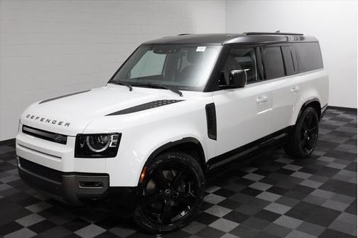 2025 Land Rover Defender X-Dynamic SE