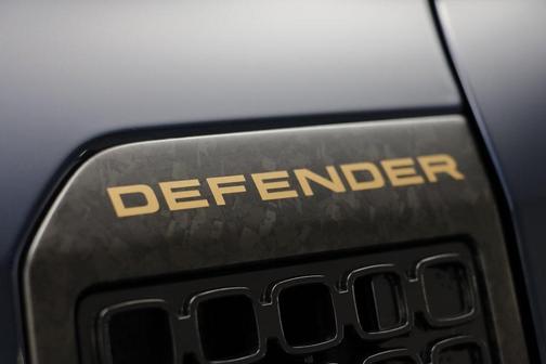 2026 Land Rover Defender V8