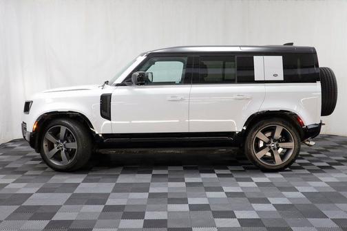 2023 Land Rover Defender 110 V8