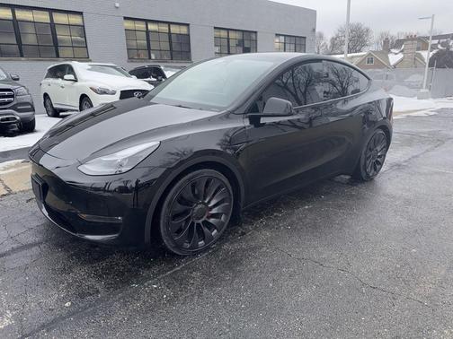 2022 Tesla Model Y Performance Dual Motor All-Wheel Drive