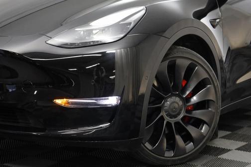 2022 Tesla Model Y Performance Dual Motor All-Wheel Drive