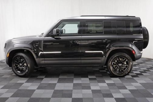 Santorini Black Metallic 2025 Land Rover Defender 110 P400 S