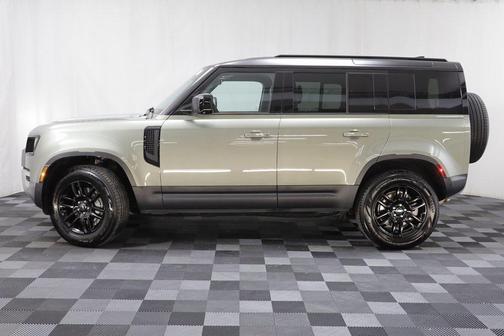 2025 Land Rover Defender 110 P400 S