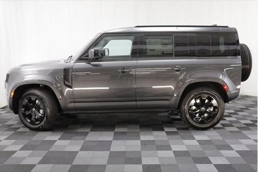 2025 Land Rover Defender S