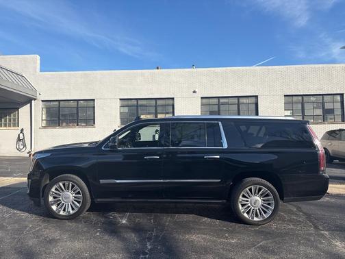 2016 Cadillac Escalade ESV Platinum