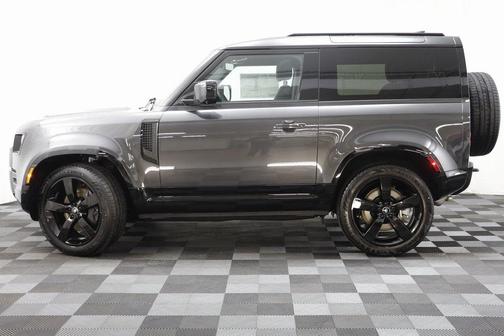 2025 Land Rover Defender 90 P400 X-Dynamic SE