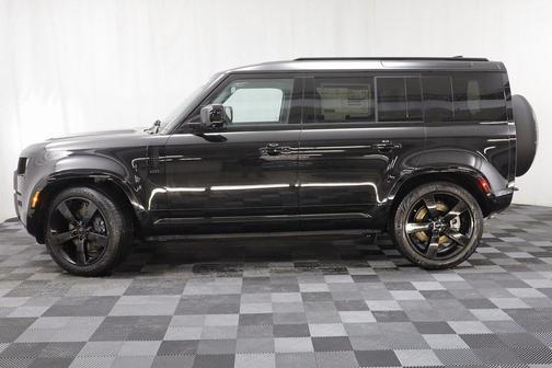 2026 Land Rover Defender X-Dynamic SE