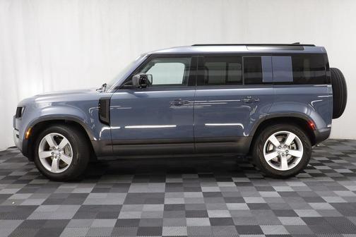 2025 Land Rover Defender 110 P300