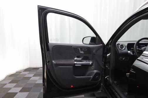 2025 Mercedes-Benz AMG GLB 35 4MATIC