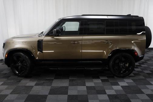 2025 Land Rover Defender 110 P400 X-Dynamic SE