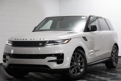 Borasco Grey Metallic 2025 Land Rover Range Rover Sport SE
