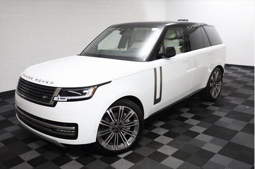 2025 Land Rover Range Rover P530 SE
