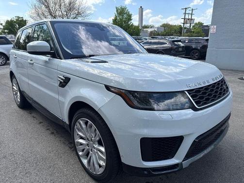 Yulong White Metallic 2019 Land Rover Range Rover Sport HSE