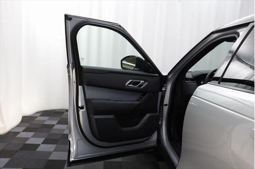 2025 Land Rover Range Rover Velar P250 S