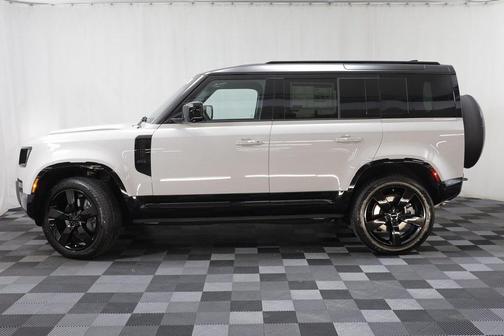 2026 Land Rover Defender X-Dynamic SE