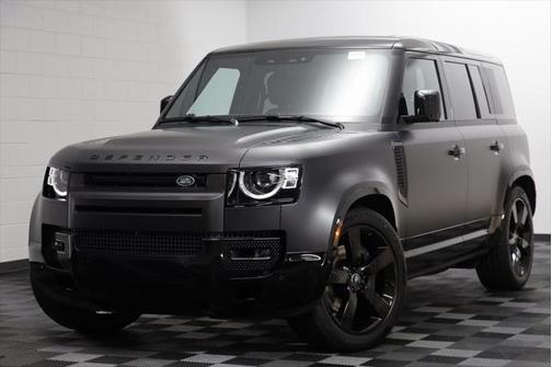 2025 Land Rover Defender X-Dynamic SE