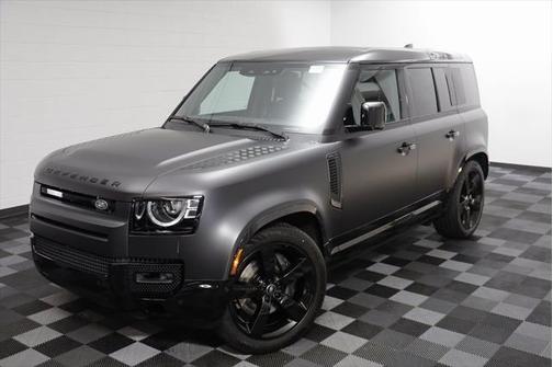 2025 Land Rover Defender X-Dynamic SE