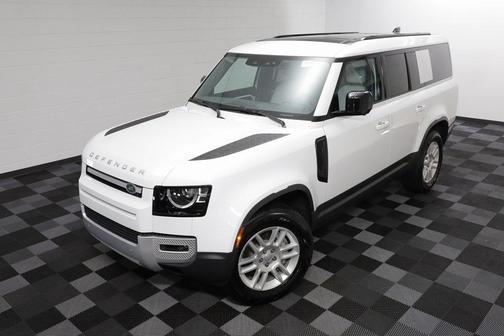 2025 Land Rover Defender 130 P400 S