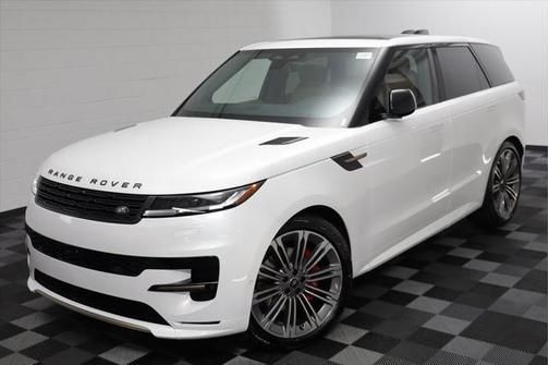 2025 Land Rover Range Rover Sport SE