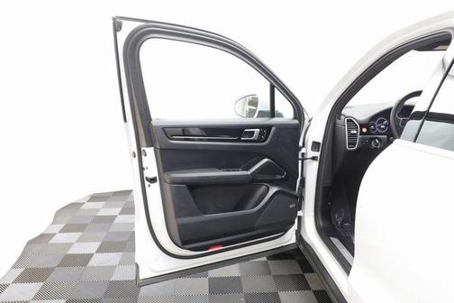 2019 Porsche Cayenne Cayenne