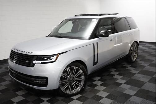 2025 Land Rover Range Rover P530 SE 7 Seat