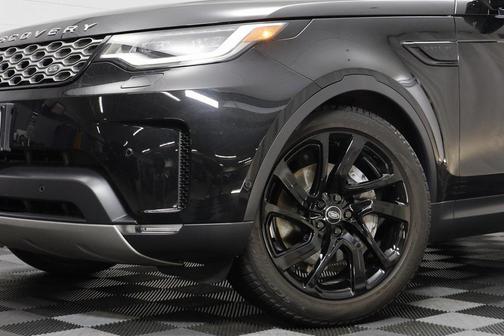 2025 Land Rover Discovery P300 S