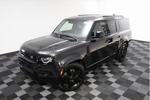 2025 Land Rover Defender X-Dynamic SE