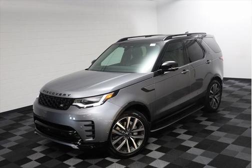 2024 Land Rover Discovery P300 Dynamic SE