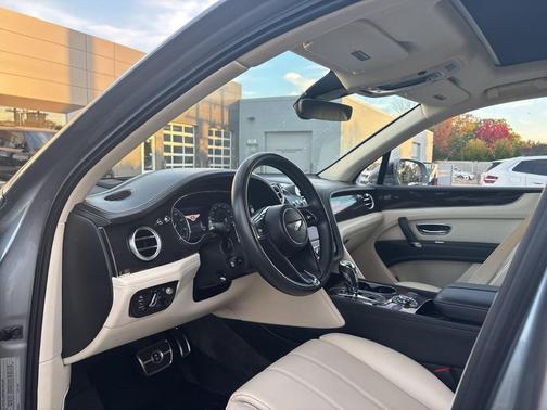 2019 Bentley Bentayga V8