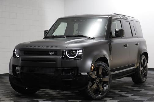 Santorini Black Metallic 2026 Land Rover Defender P400 X-Dynamic SE