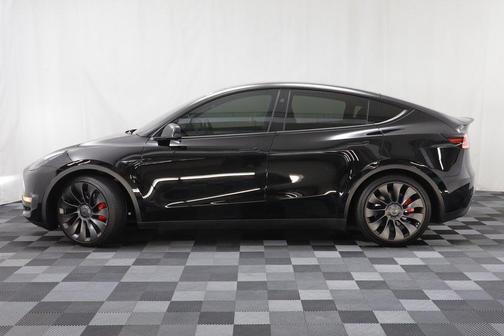 2024 Tesla Model Y Performance Dual Motor All-Wheel Drive