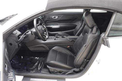 Oxford White 2025 Ford Mustang EcoBoost Premium