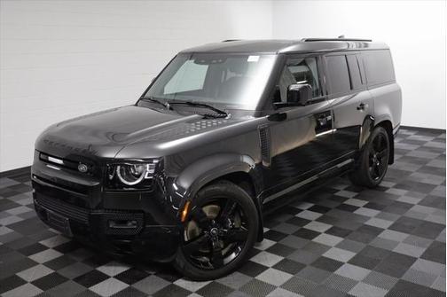 2025 Land Rover Defender V8