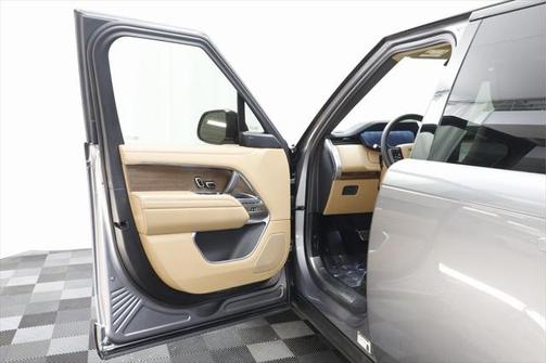 2024 Land Rover Range Rover P400 SE