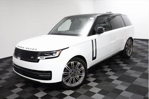 2025 Land Rover Range Rover P530 SE 7 Seat
