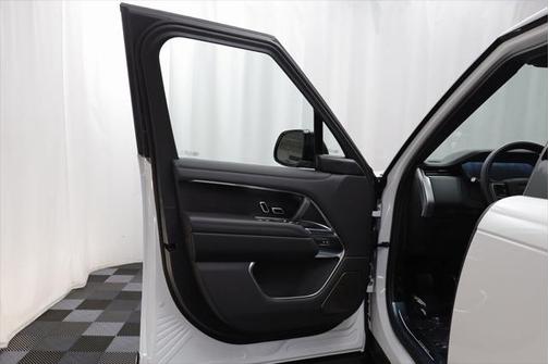 2025 Land Rover Range Rover P530 Autobiography