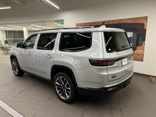 2022 Jeep Wagoneer Series III 4x4
