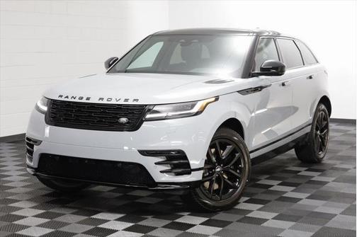 2026 Land Rover Range Rover Velar Dynamic SE