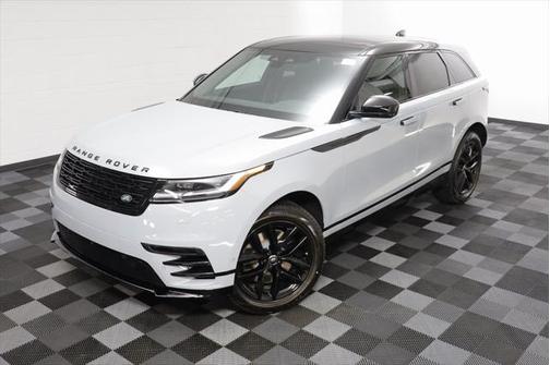 2026 Land Rover Range Rover Velar Dynamic SE