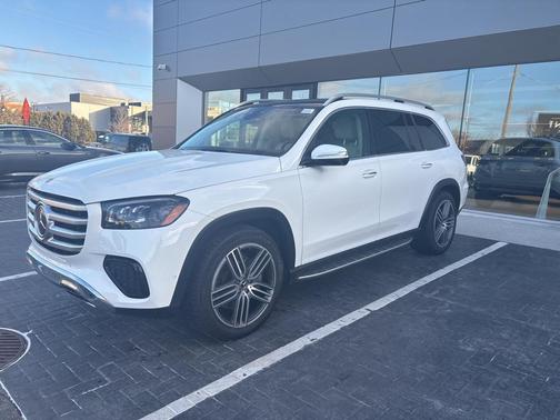 2025 Mercedes-Benz GLS 450 4MATIC
