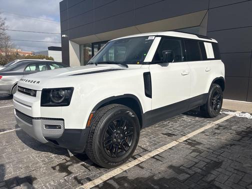 2025 Land Rover Defender 110 P300