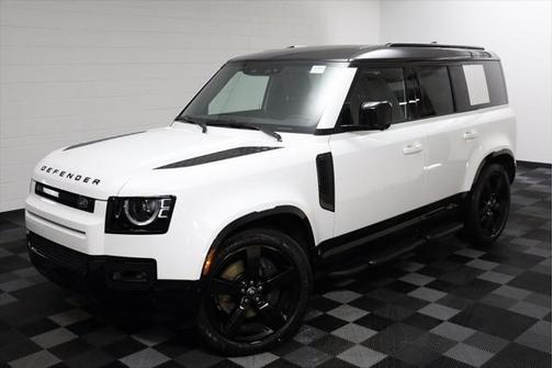 2025 Land Rover Defender 110 P400 X-Dynamic SE